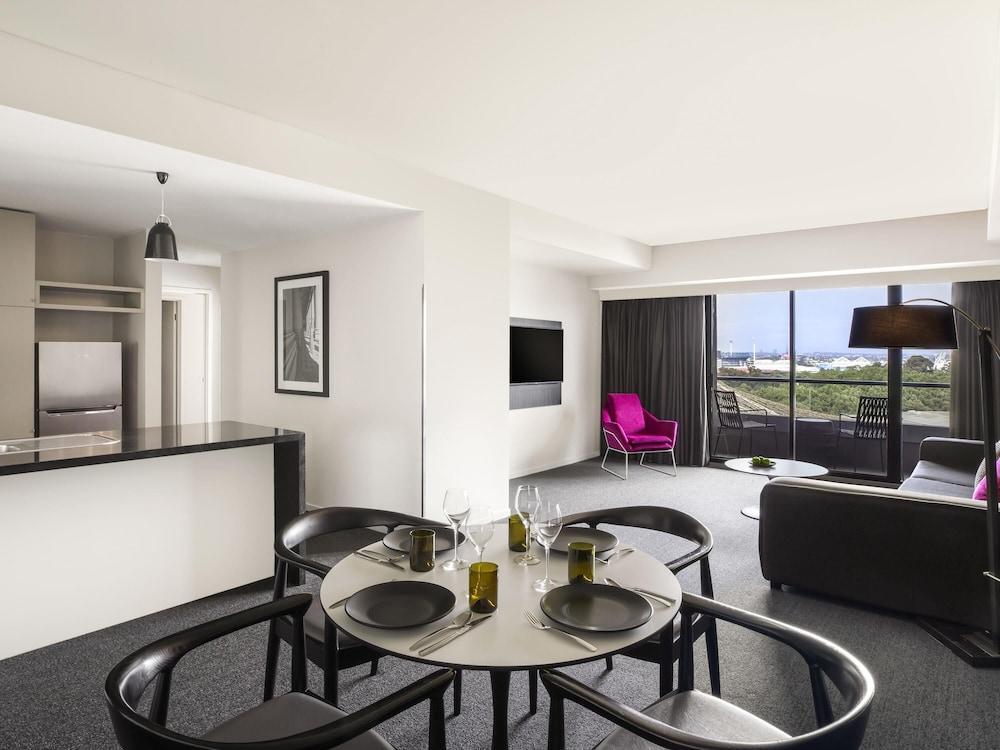 Mantra Southbank Melbourne Room Type - Two Bedroom Two Bathroom Apartment Mantra Southbank Melbourne Room Type - Two Bedroom Two Bathroom Apartment