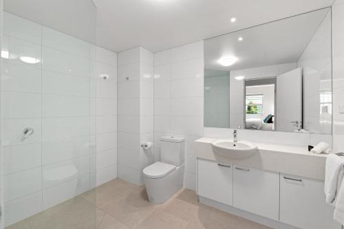 Burwood Serviced Apartments - Tap to explore photos