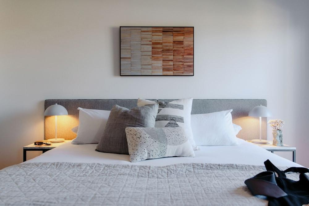Punthill Essendon Room Type - Studio Apartment