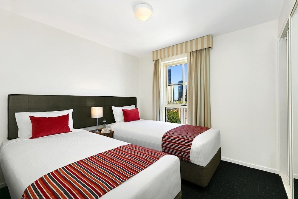 Melbourne Carlton Central Apartment Hotel - Tap to explore photos