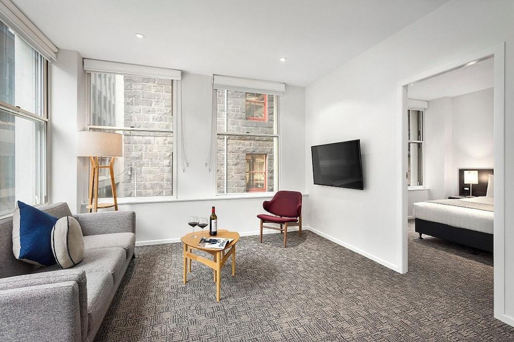 Quest On William Room Type - One Bedroom Apartment