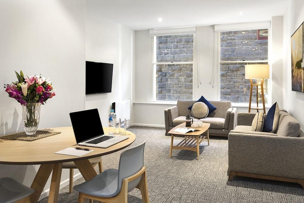 Quest On William Room Type - Two Bedroom Apartment
