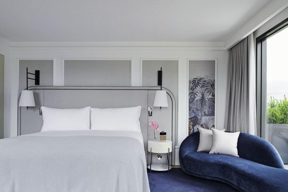 The Royce Room Type - Terrace Room