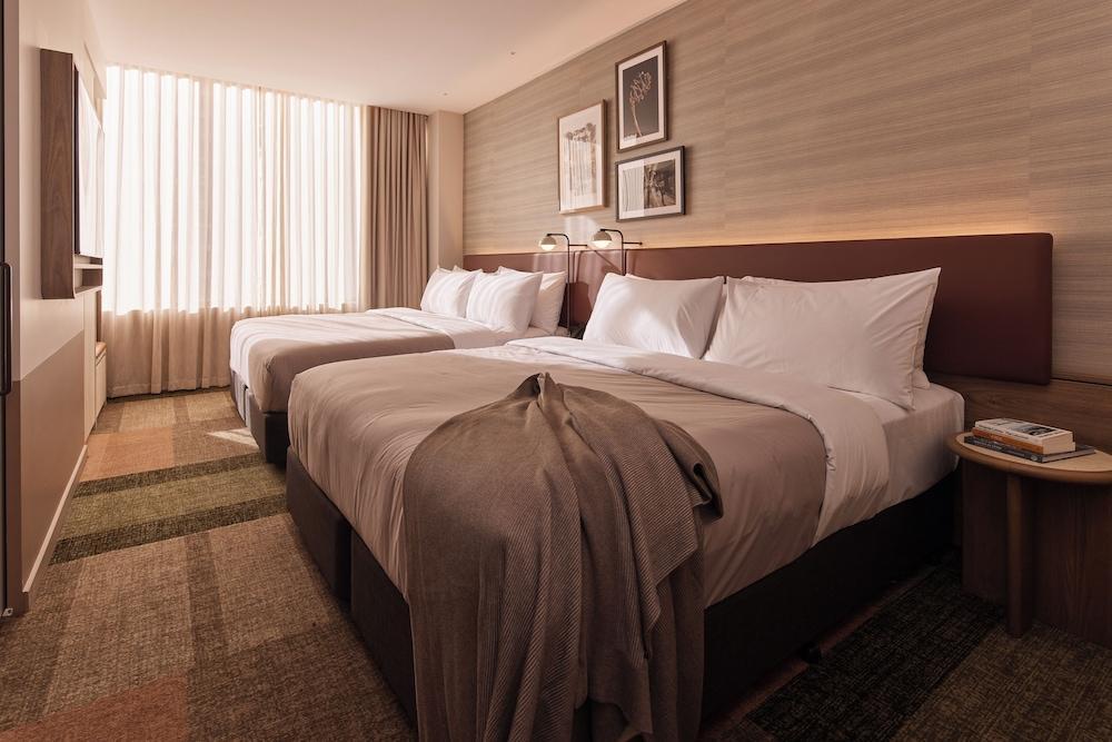 Rydges Melbourne Room Type - Rydges Twin King Suite