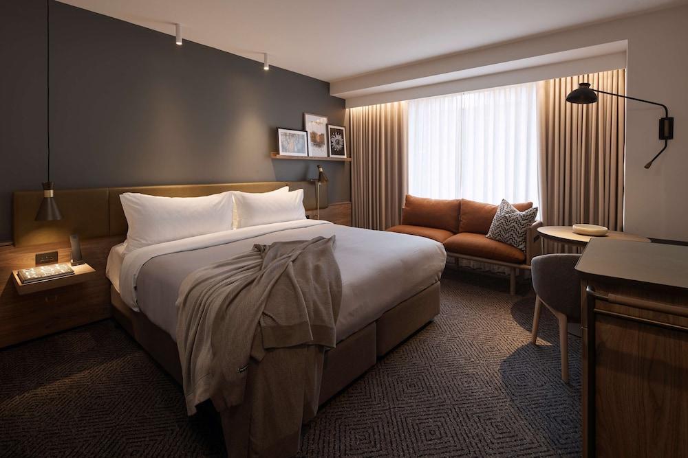 Rydges Melbourne Room Type - Rydges King Room