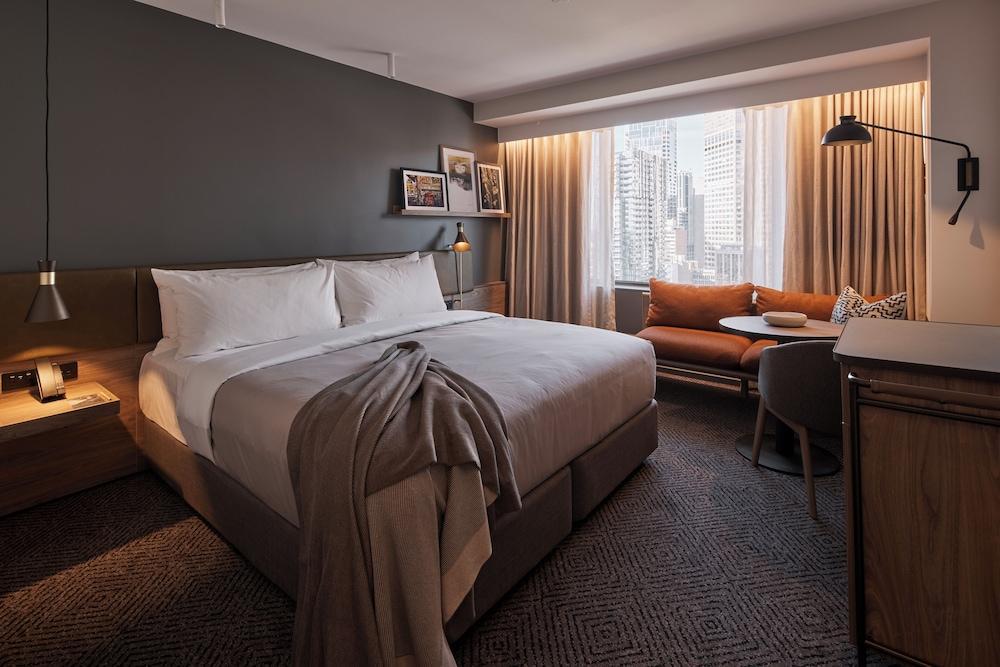 Rydges Melbourne Room Type - Rydges Deluxe King Room
