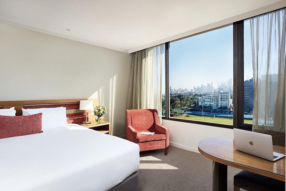 View Melbourne Room Type - City View King Room