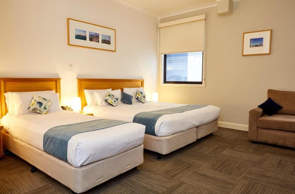 Hotel Sophia Room Type - Superior King Room