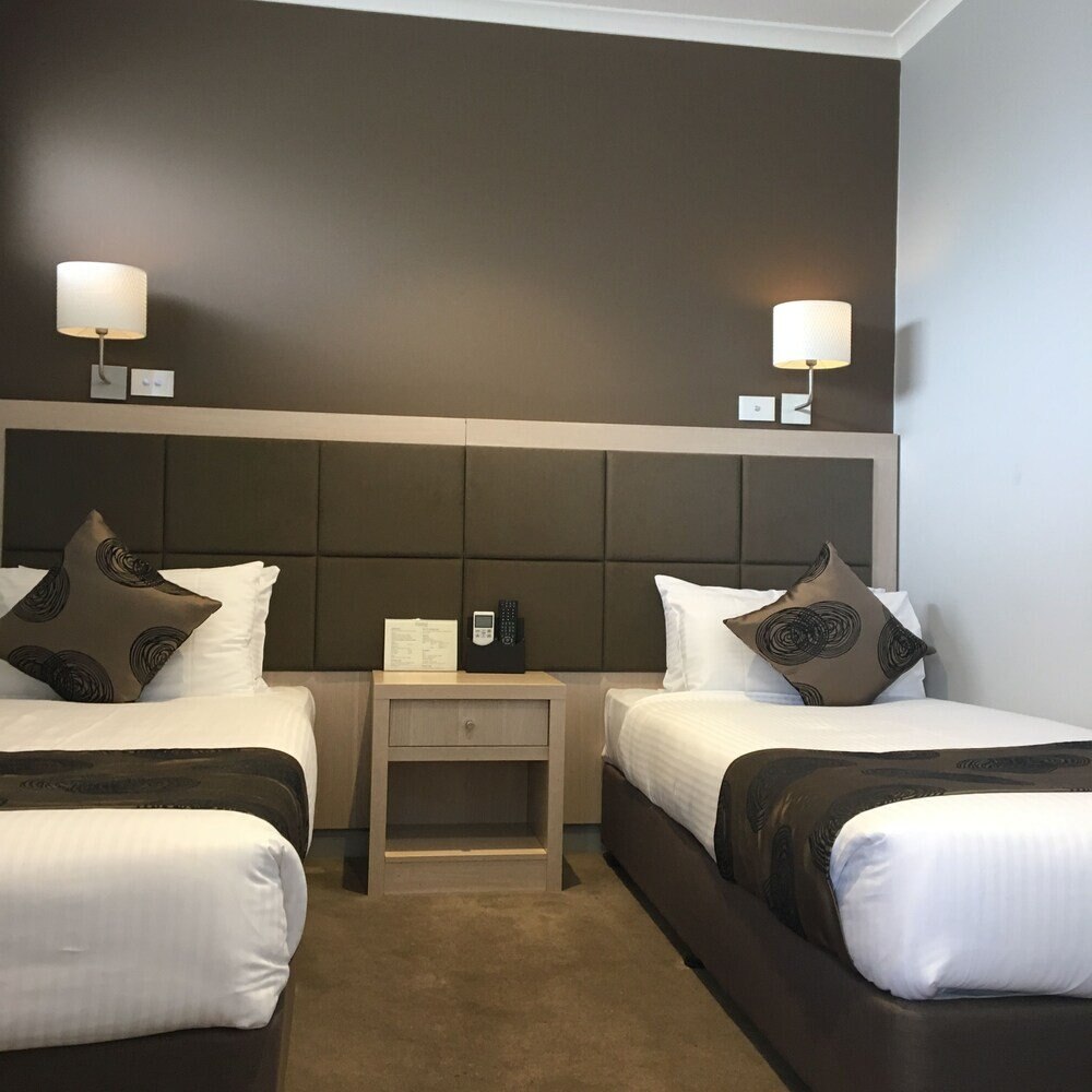 The Waverley International Hotel Room Type - Family Room The Waverley International Hotel Room Type - Family Room