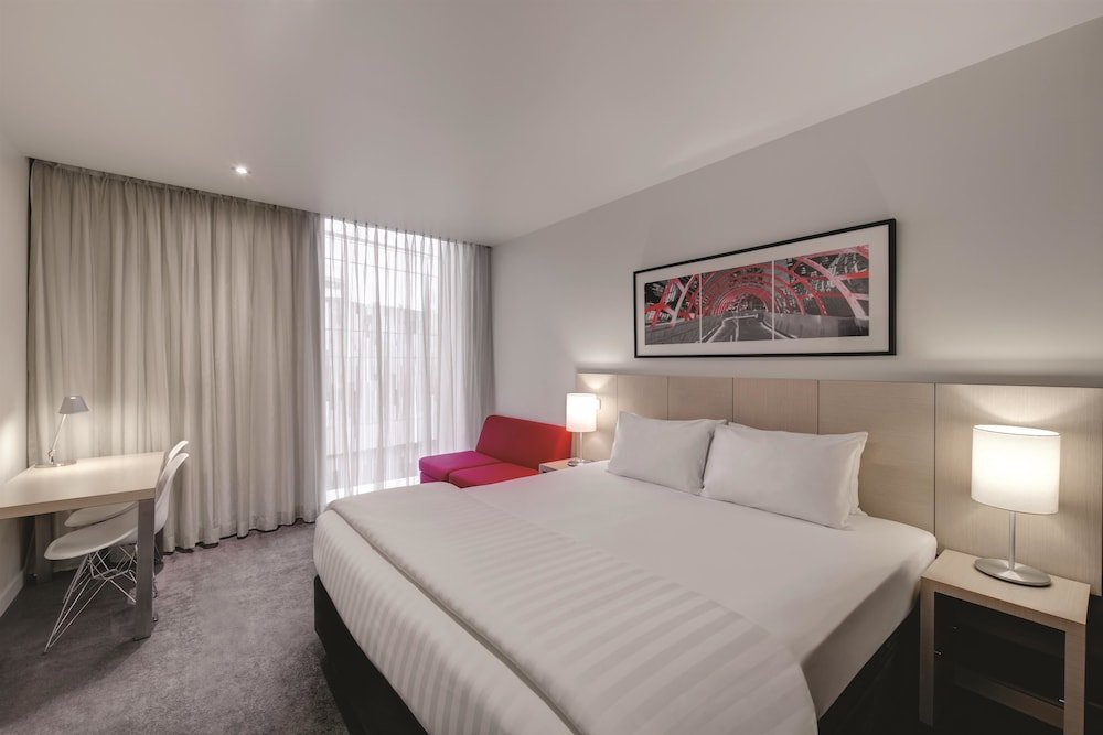 Travelodge Hotel Melbourne Docklands Room Type - Family Interconnecting Room Travelodge Hotel Melbourne Docklands Room Type - Family Interconnecting Room
