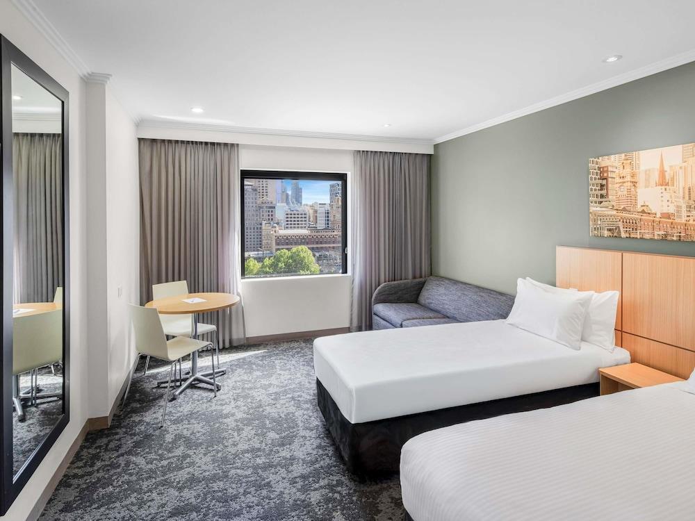 Mercure Melbourne Southbank Room Type - Superior Twin River View Room Mercure Melbourne Southbank Room Type - Superior Twin River View Room