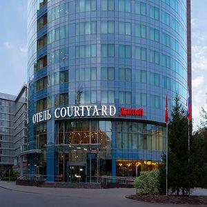 Courtyard by Marriott Moscow Paveletskaya Hotel - Tap to explore photos