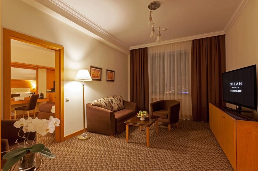 Hotel Milan - Tap to explore photos