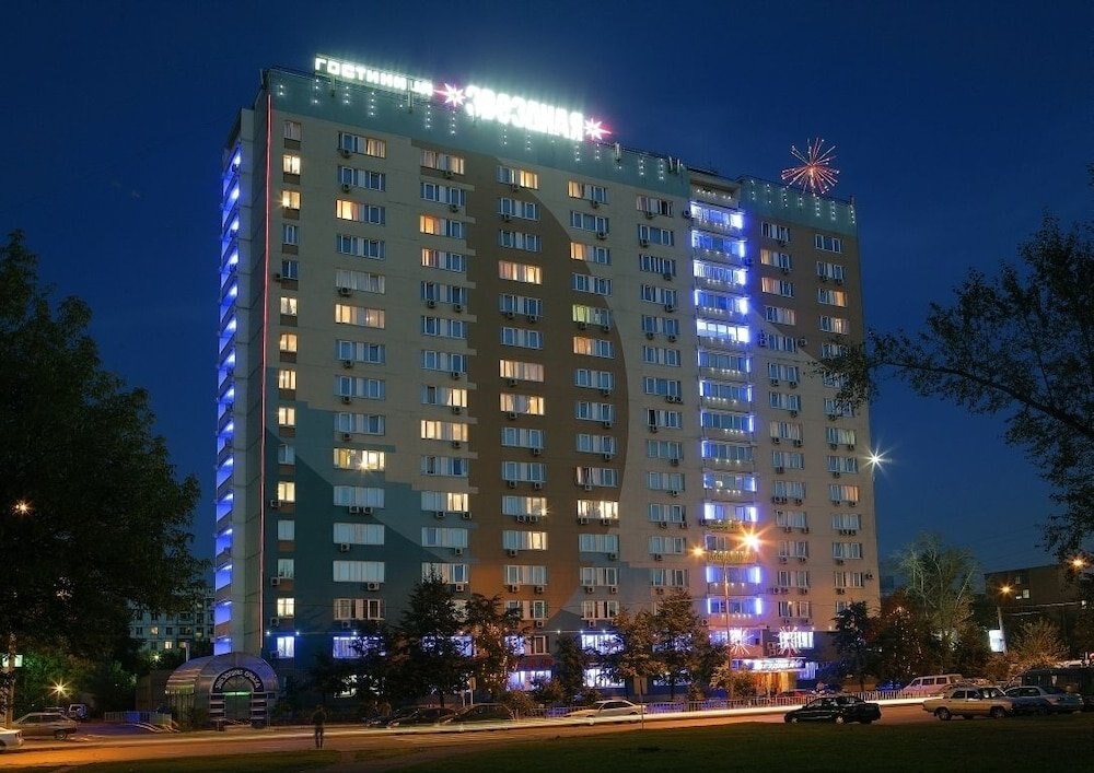 Hotel Zvezdnaya - Tap to explore photos