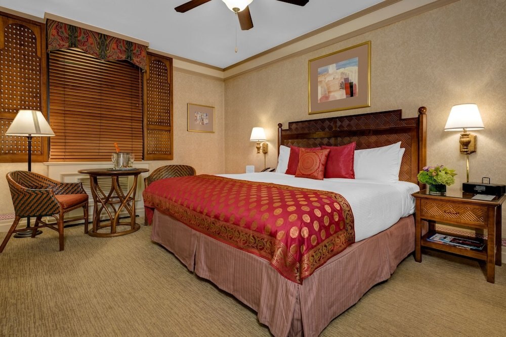 Casablanca Hotel by Library Hotel Collection Room Type - Premium Room, 1 King Bed