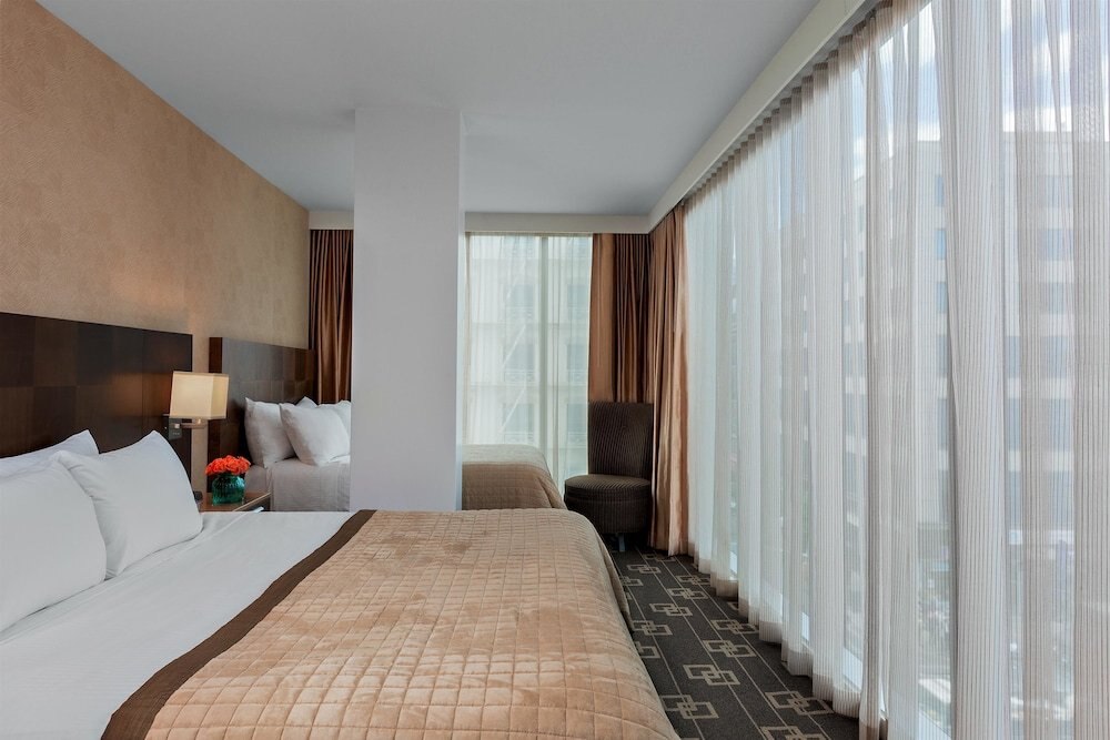 Wyndham Garden Chinatown Room Type - 1 Queen Bed, Executive Room, 15th Floor, Non-Smoking