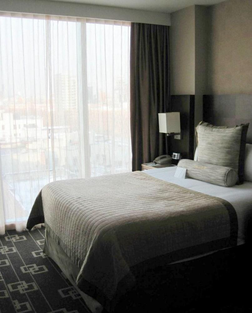 Wyndham Garden Chinatown Room Type - 1 Queen Bed, Deluxe Room, Upper Floor, Non-Smoking