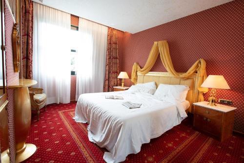 SHG Hotel Antonella - Tap to explore photos