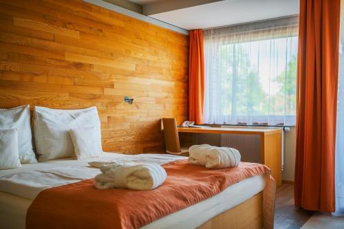 Park Holiday Congress & Wellness Hotel Room Type - Superior Double Room with Free Wellness Entrance Park Holiday Congress & Wellness Hotel Room Type - Superior Double Room with Free Wellness Entrance