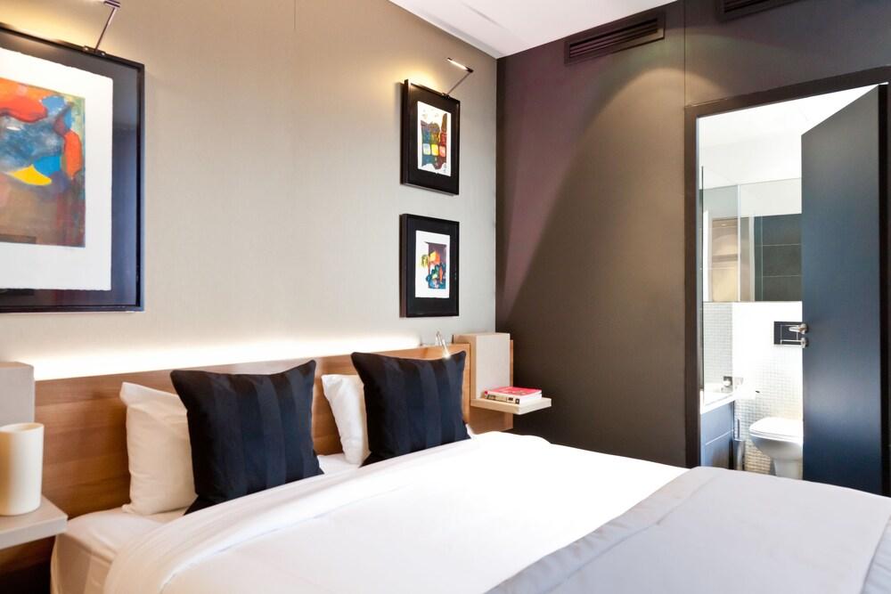 Fred Hotel Room Type - Classic Room
