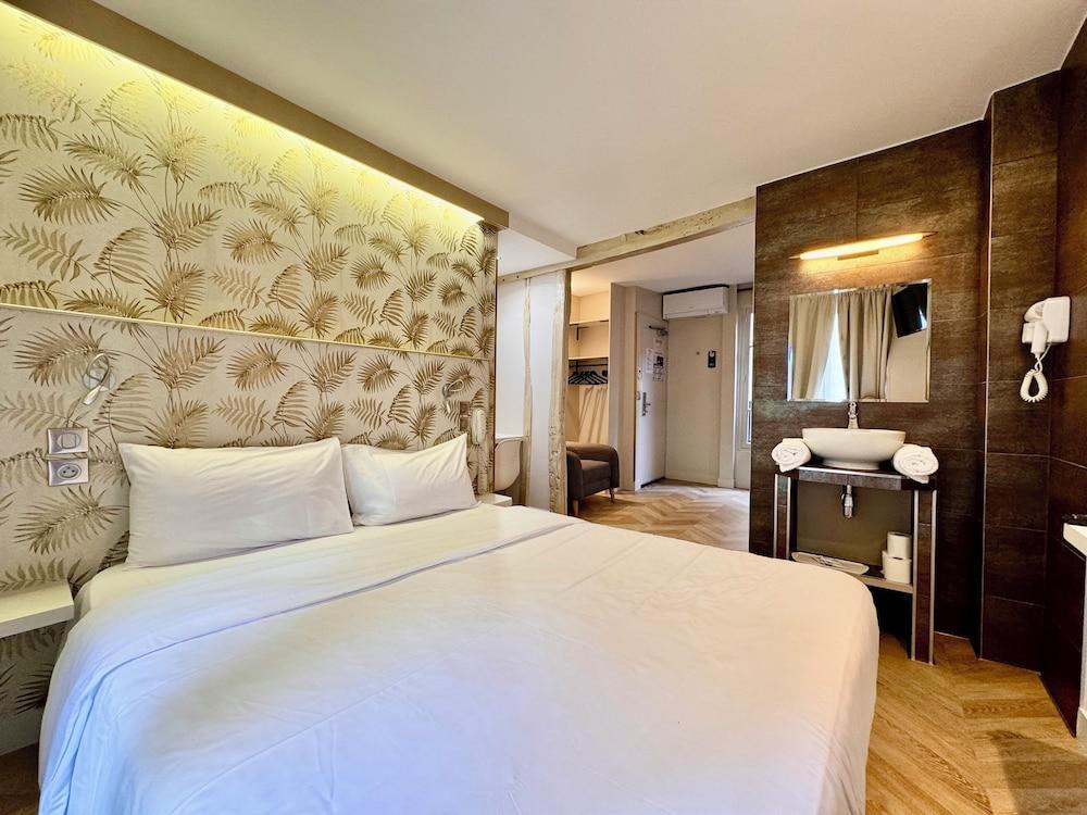 Hotel Nation Montmartre Room Type - Silver View