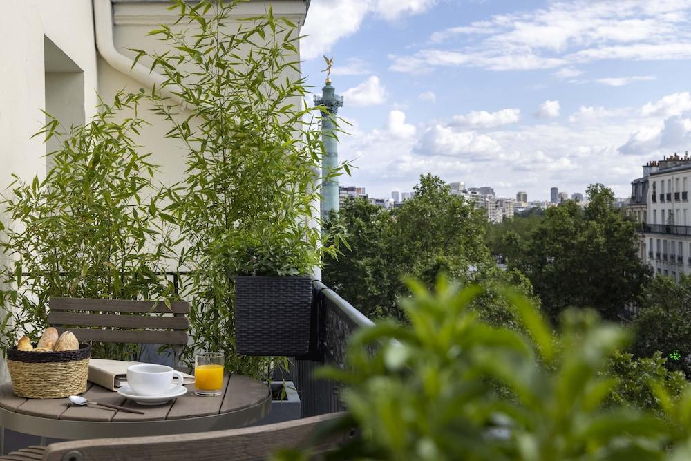 Le Petit Beaumarchais Hotel & Spa Room Type - Classic Double Room with Terrace and Spa Access