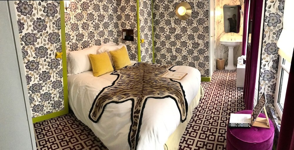 Hotel Thoumieux Room Type - Small Double Room