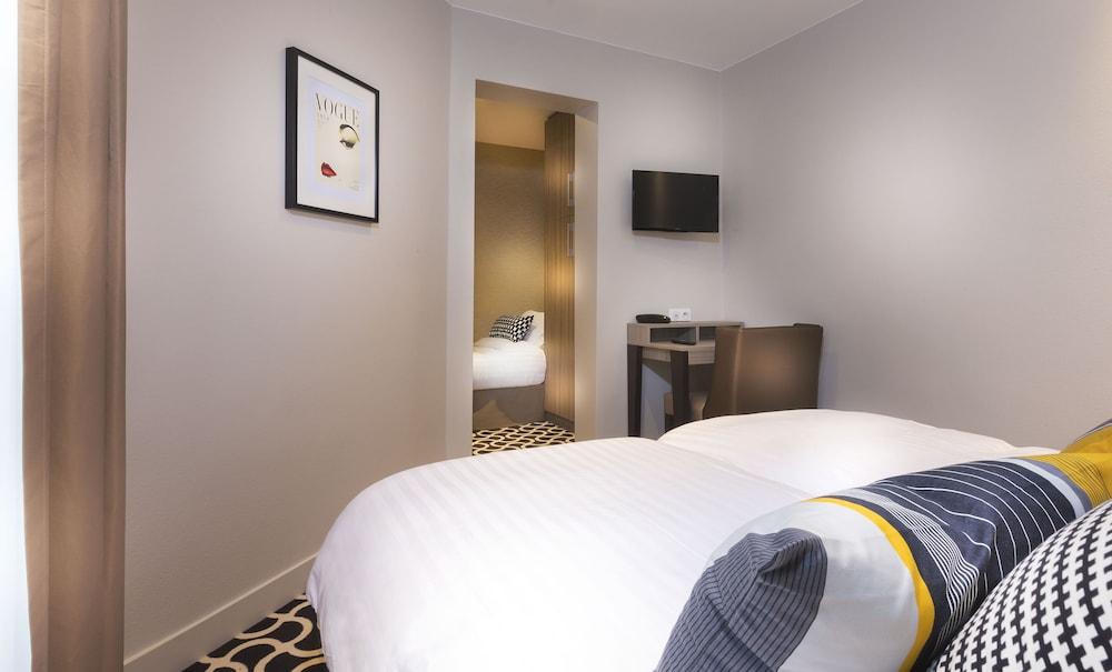 Hôtel International Paris Room Type - Superior Triple Room Hôtel International Paris Room Type - Superior Triple Room