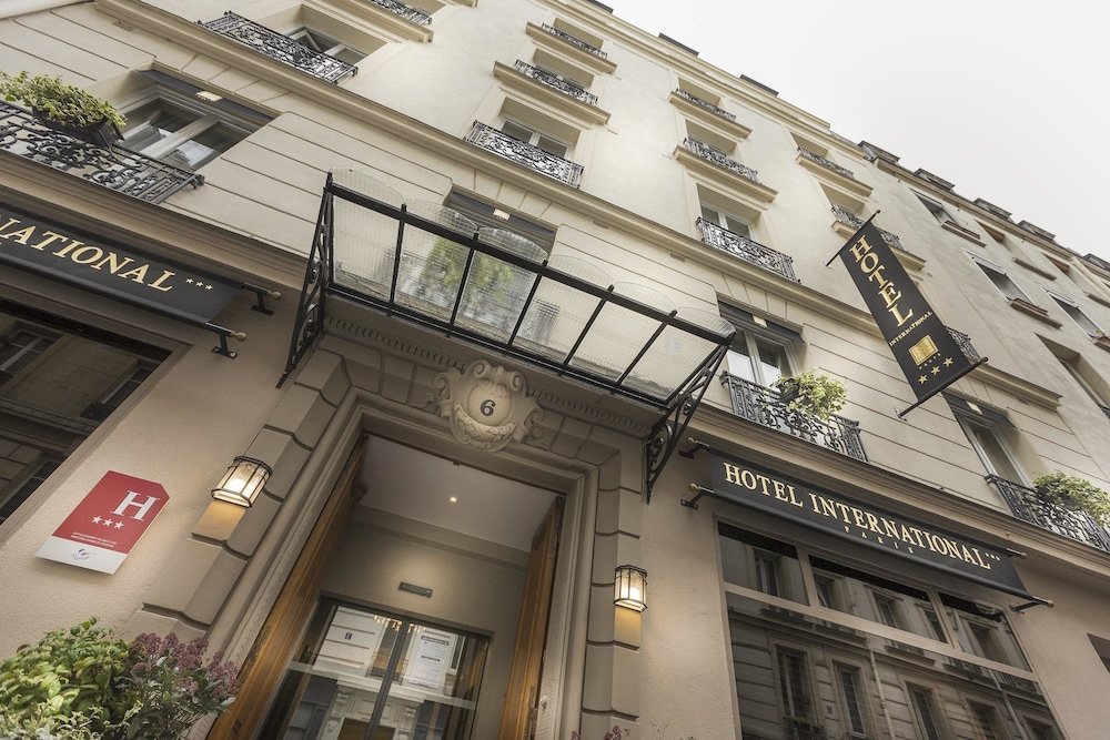 Hôtel International Paris - Tap to explore photos