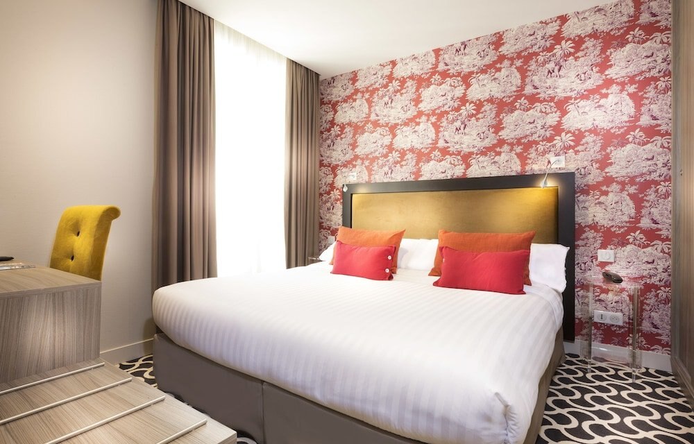 Hôtel International Paris Room Type - Superior Double Room