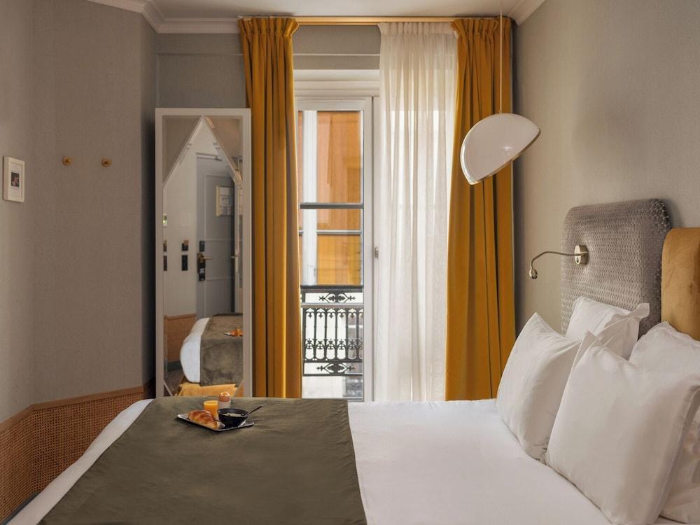 Handsome Hotel Room Type - Superior Double Room (Smart)