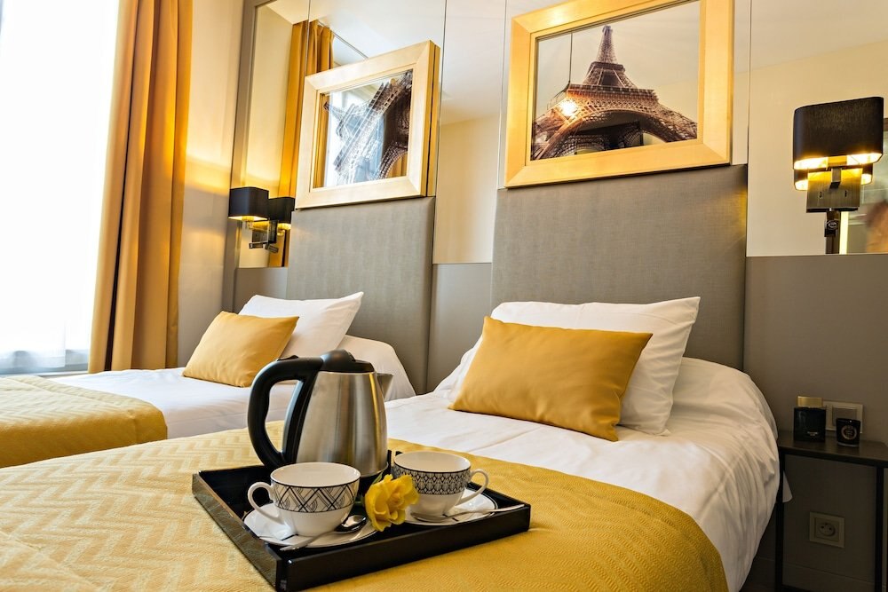 Pratic Hotel Room Type - Superior Twin Room