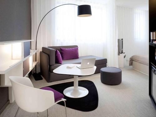 SUITE NOVOTEL PARIS ISSY - Tap to explore photos