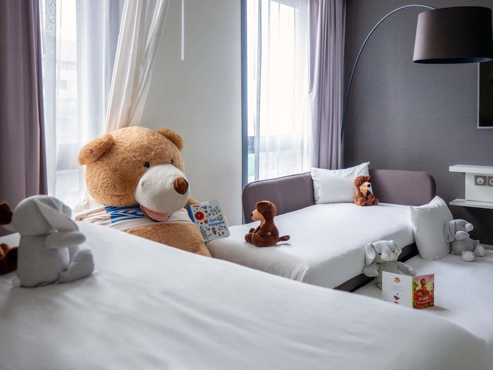 SUITE NOVOTEL PARIS ISSY - Tap to explore photos