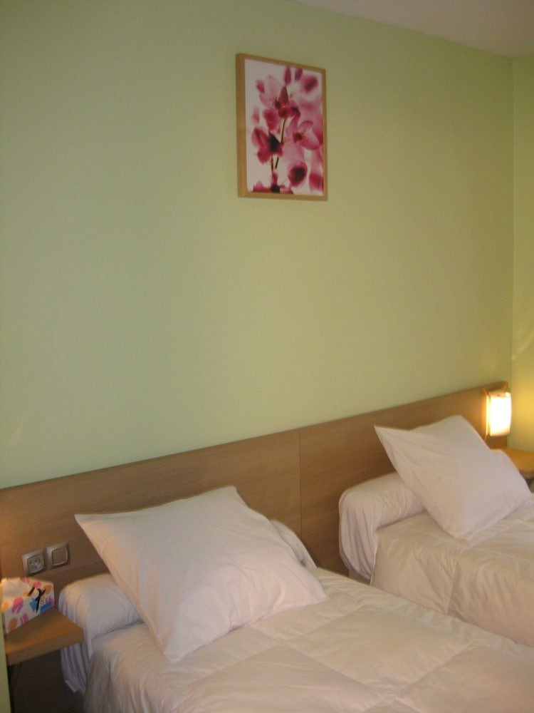 Tipi Hôtel Room Type - Twin Room