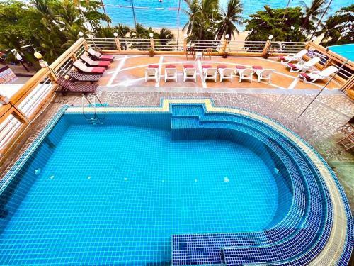 AA Hotel Pattaya - Tap to explore photos