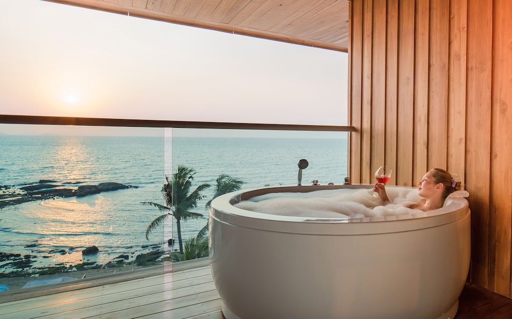 Cape Dara Resort Room Type - Dara Beachfront Suite with Sea View