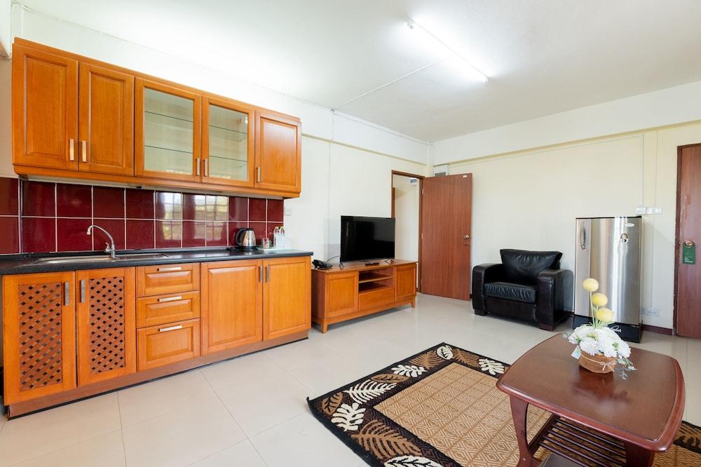 Hillside Resort Room Type - Family Suite, 1 Double Bed