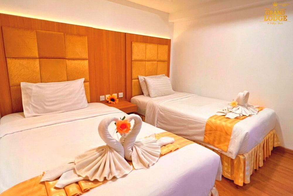 The Grand Lodge Pattaya Room Type - Deluxe Twin Room