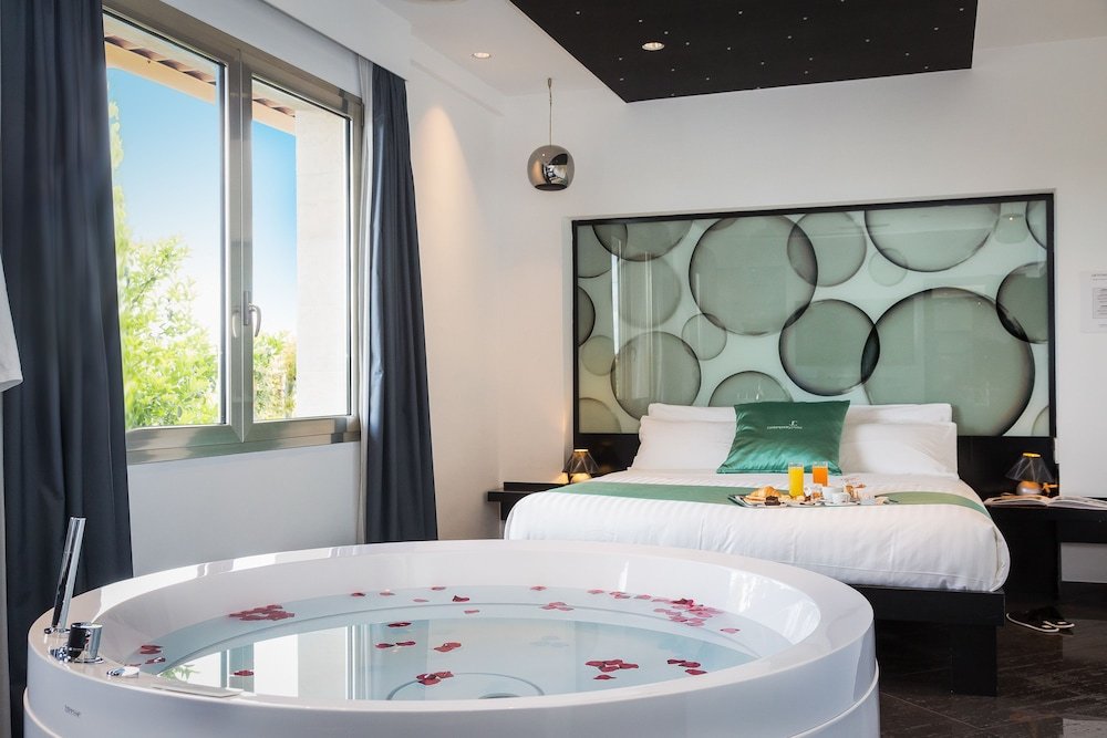 JC Hotel Room Type - Suite (Watercolor)
