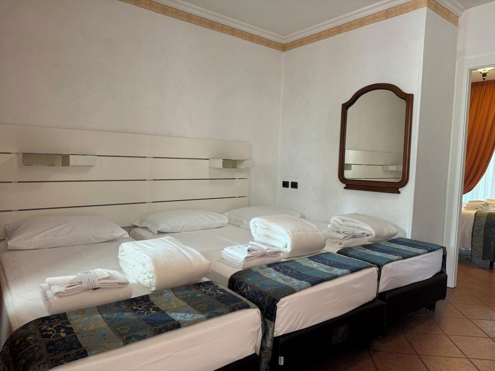 Euro House Inn Airport Room Type - Family Room, 1 Bedroom, Non Smoking, Air conditioning Euro House Inn Airport Room Type - Family Room, 1 Bedroom, Non Smoking, Air conditioning
