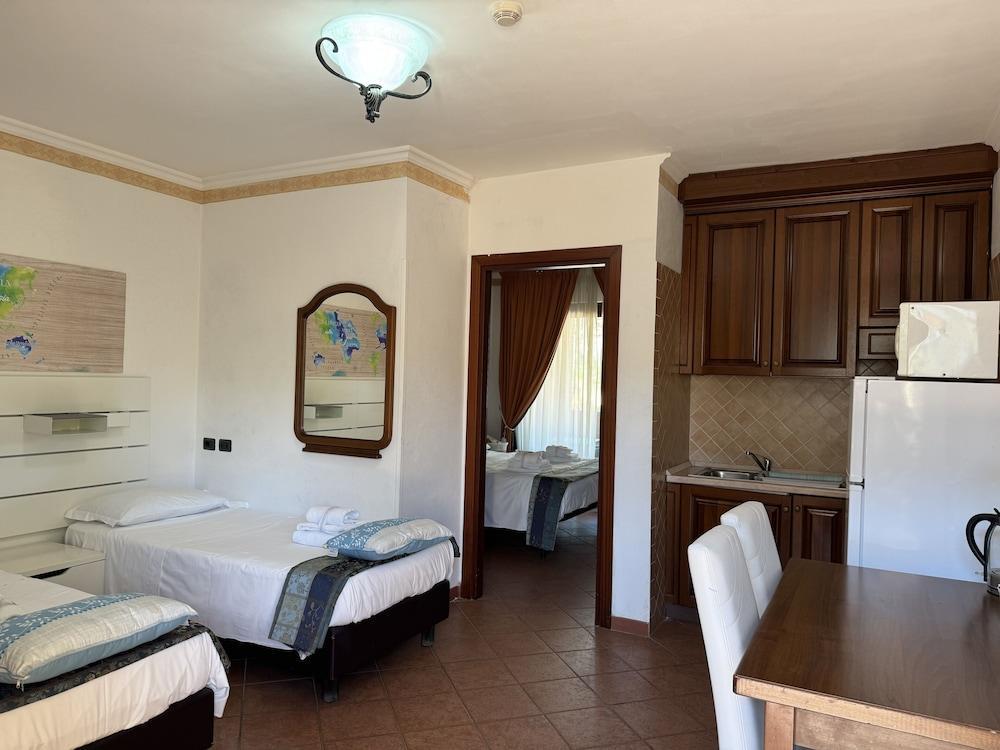 Euro House Inn Airport Room Type - Junior Condo, 1 Bedroom, Non Smoking, Air conditioning Euro House Inn Airport Room Type - Junior Condo, 1 Bedroom, Non Smoking, Air conditioning