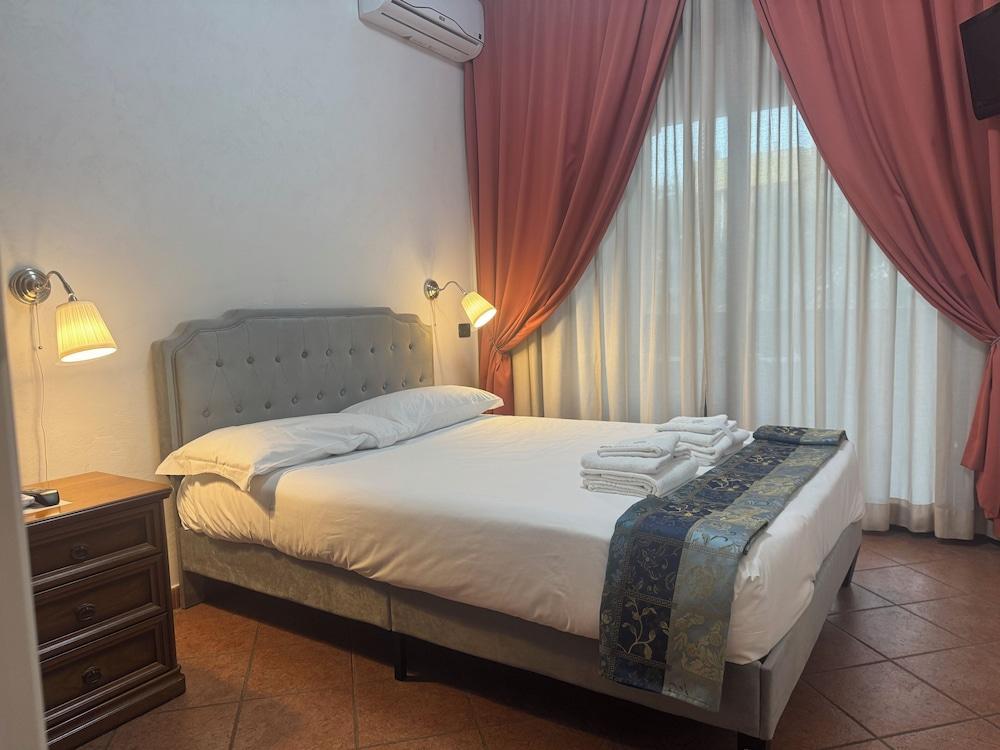 Euro House Inn Airport Room Type - Apartment, 1 Bedroom, Non Smoking
