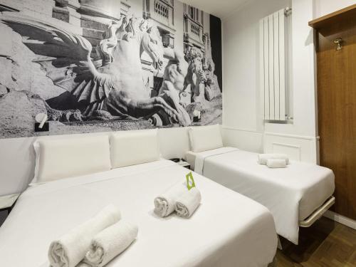 B&B Hotel Roma Italia Viminale Room Type - Triple Room