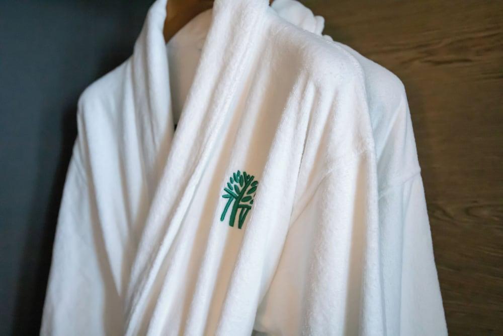 Banyan Tree Shanghai On The Bund Room Type - Junior Bund Suite