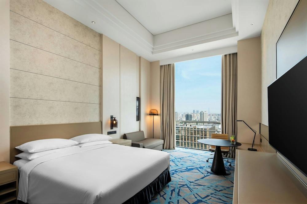 Renaissance Shanghai Caohejing Hotel by Marriott - Tap to explore photos