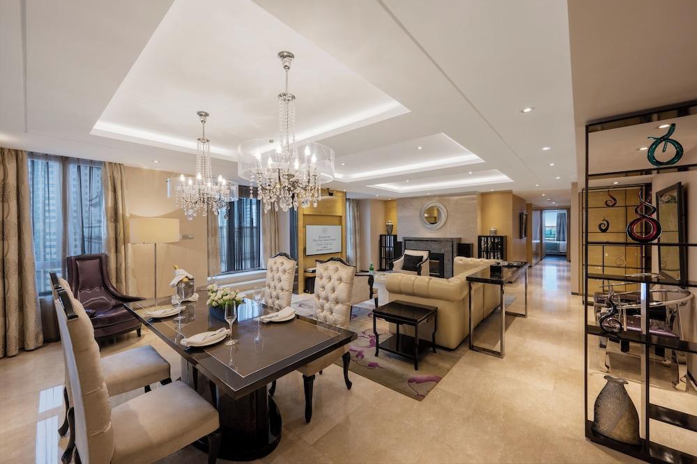 THE ONE Shanghai Downtown, Vignette Collection by IHG - Tap to explore photos