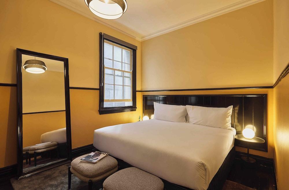 Hotel Diplomat Sydney Room Type - Superior Room, 1 King Bed (Diplomat)