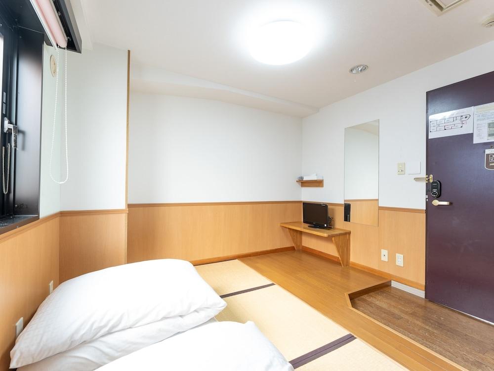 Tabist Changtee Hotel Room Type - Traditional Twin Room, Non Smoking