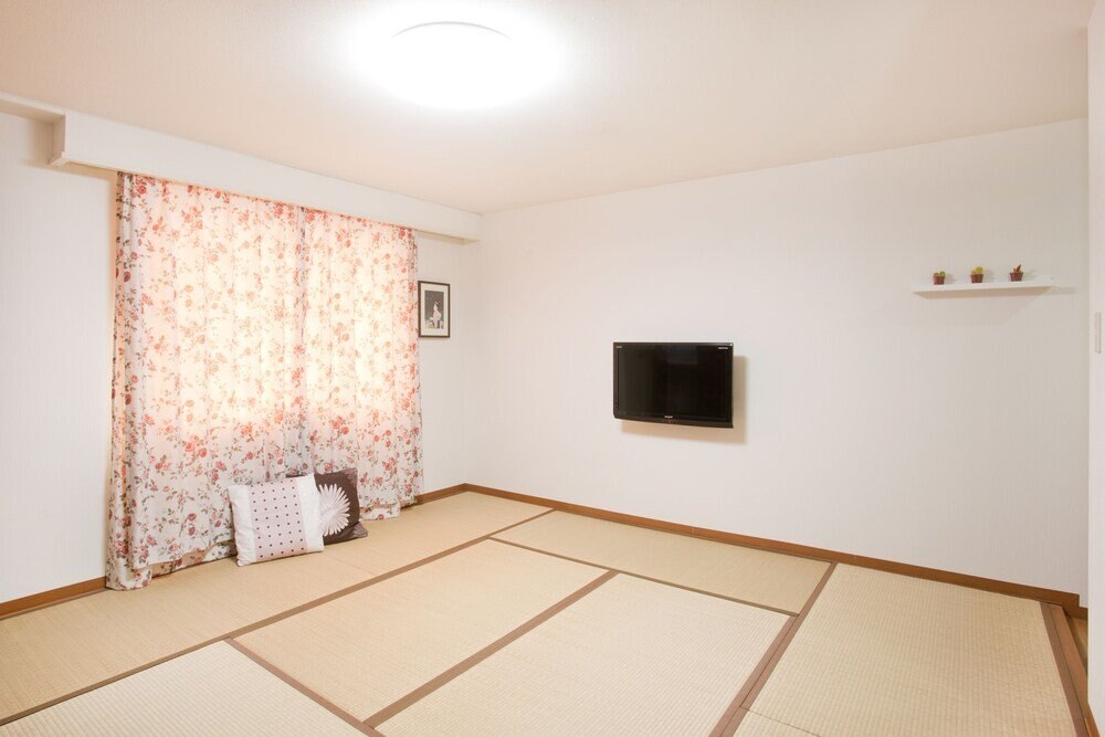 Hotel Hanabi Room Type - Traditional Six Person Room